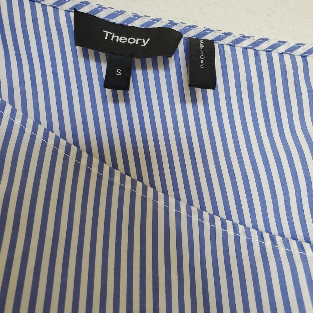 NWOT Theory Dalton Stripe Ulrika Top in Size Small - Picture 6 of 15